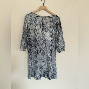 Joie Navy and White Patterned Tunic Top